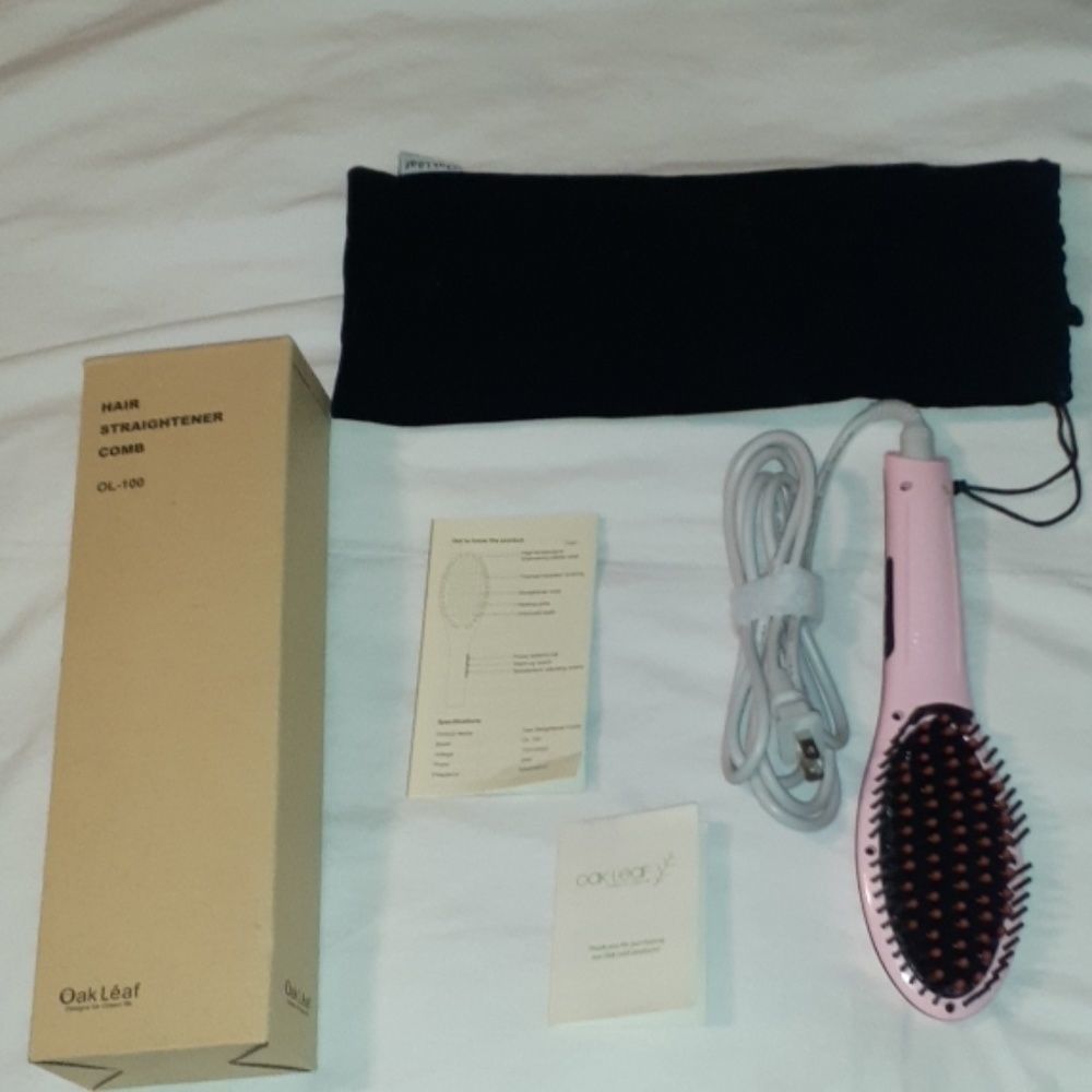 Oak Leaf Hair Straightener Brush Iron in Box Pink